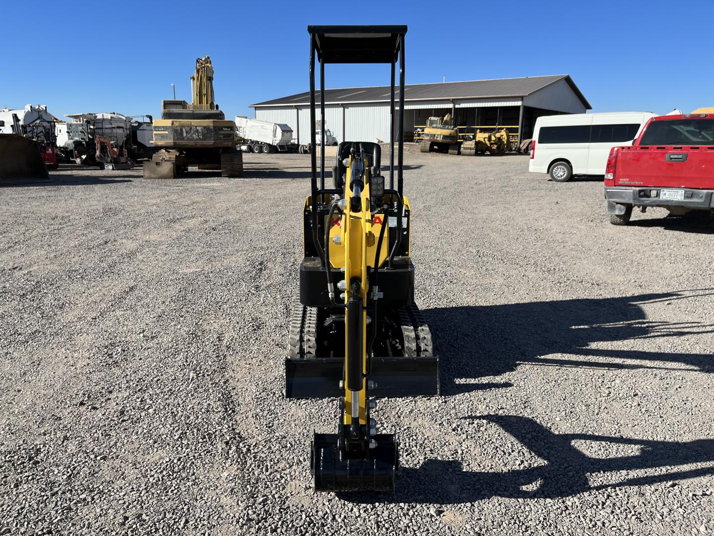 ./imagenes/INVOICE/2019/17384/MINIEXCAVADORA KOTA KT13 (12).JPG